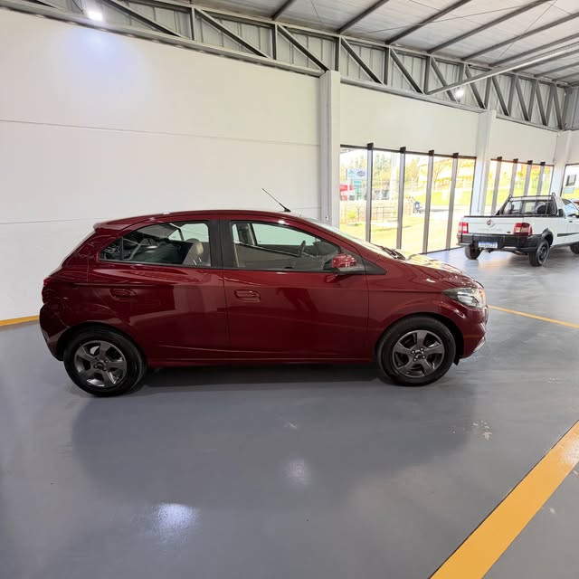 Foto 3 do Chevrolet Onix LTZ