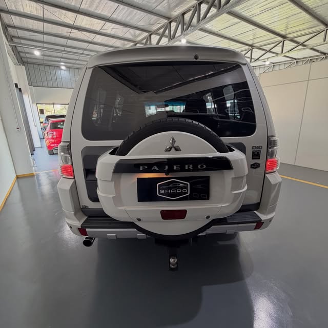 Foto 6 do Mitsubishi Pajero Full